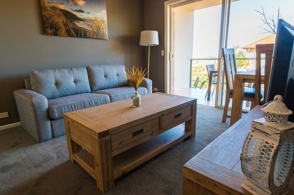 Beach Haven Executive Apartments Korora Exterior foto